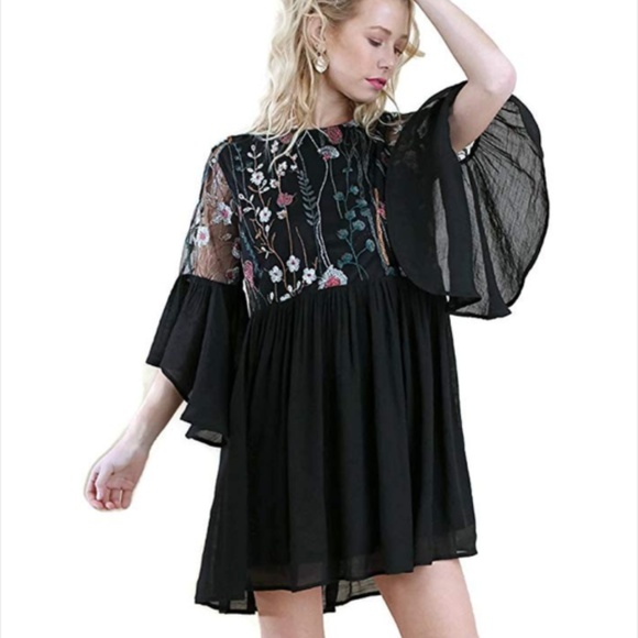 🔥 SOLD OUT!!🔥NWT Embroidered Peasant Tunic/Dress - Picture 2 of 6